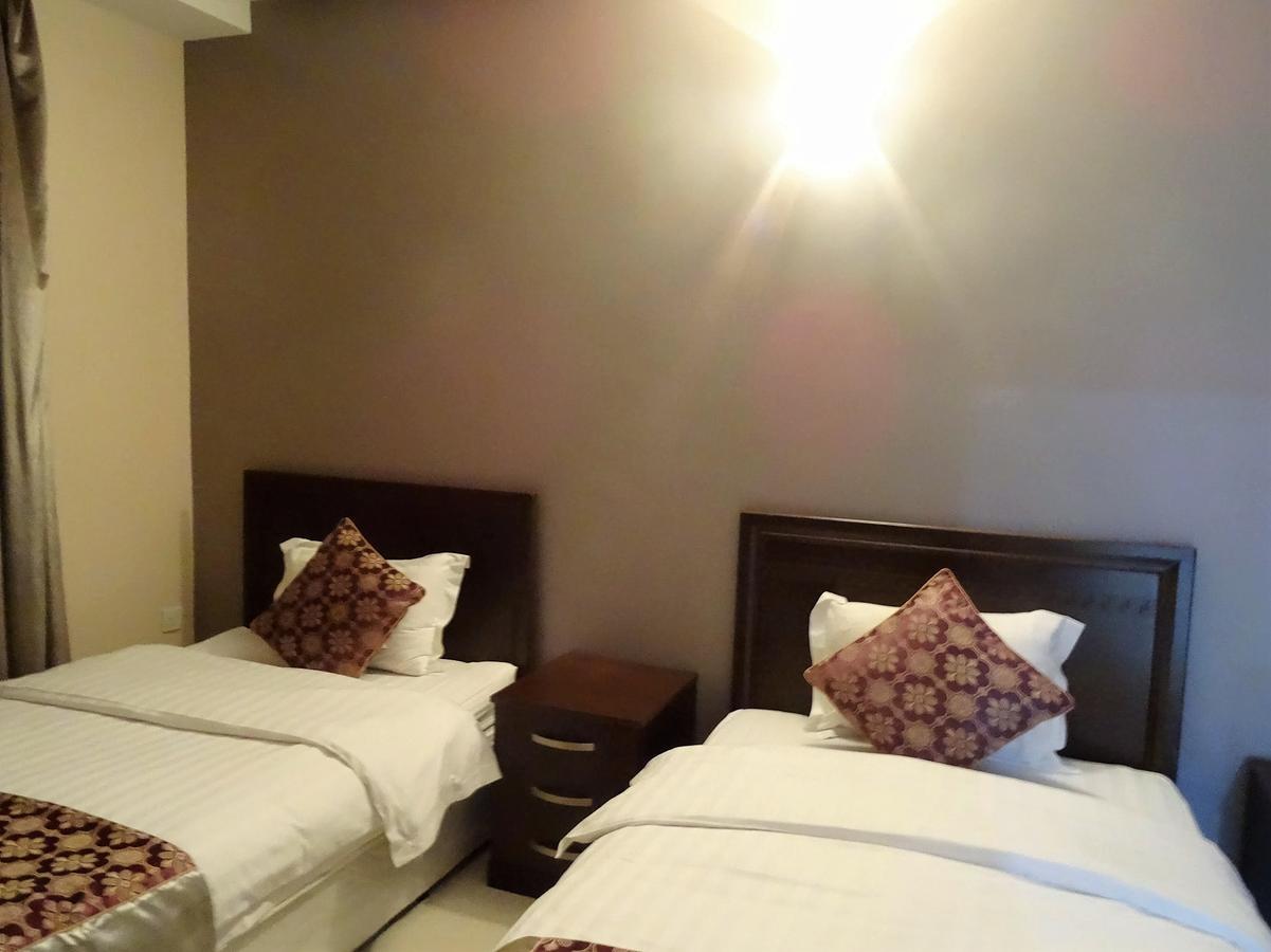 ריאד Dar Hashim Hotel Suites - Al Sahafa מראה חיצוני תמונה